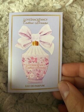 💙 4/$20 LOVESHACKFANCY Endless Dreams Fragrance Sample